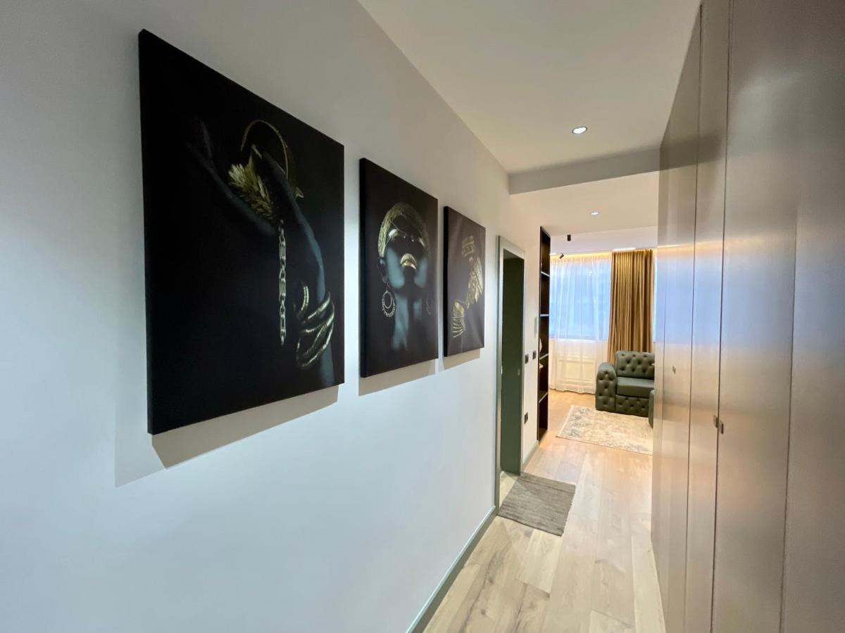 Queens Luxury Apartments Tirana Buitenkant foto