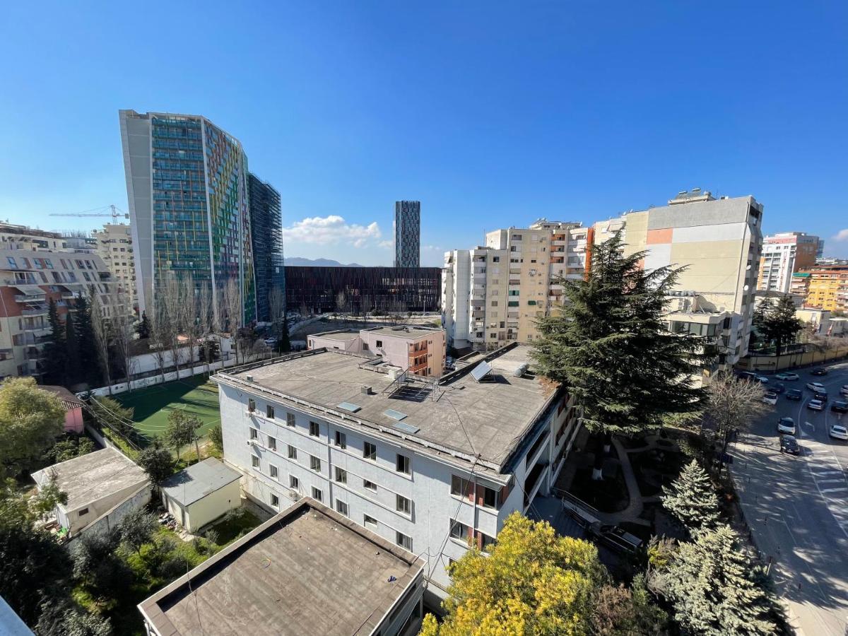 Queens Luxury Apartments Tirana Buitenkant foto